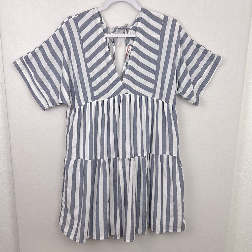 ANDREE By Unit Chambray Navy and White V-Neck Tiered Dress Babydoll NWT Size S
